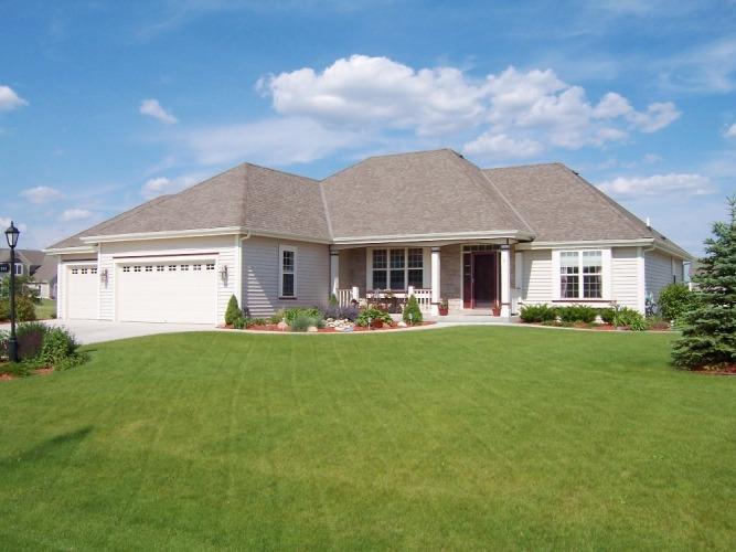 816 Sutton Dr., Eagle, WI 53119