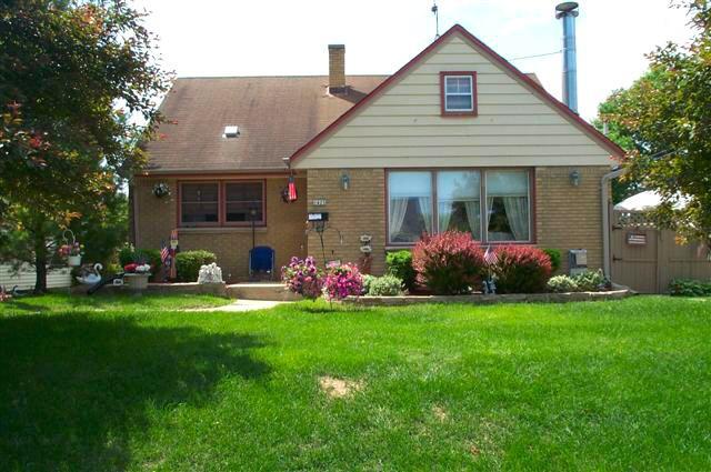 1425 Mackinac Ave., South Milwaukee, WI 53172