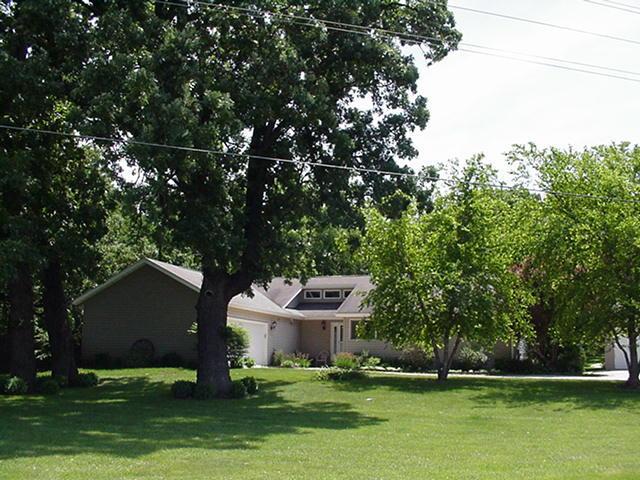 9205 312th Ave., Salem, WI 53105