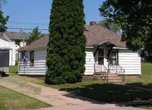 304 8th Ave., Onalaska, WI 54650