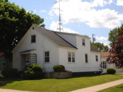 2002 S 20th, La Crosse, WI 54601