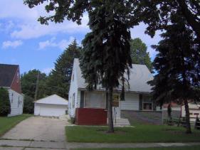 5817 N 78th St., Milwaukee, WI 53218