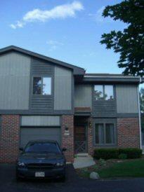 W144N4837 Stone Dr, Menomonee Falls, WI 53051