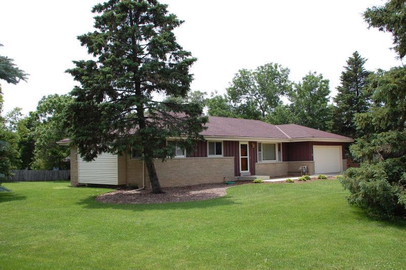 18625 Heathway Ln., Brookfield, WI 53045