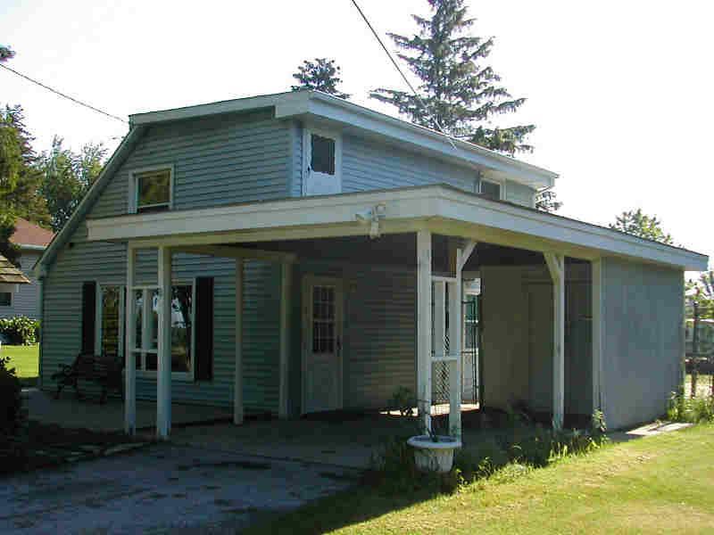 1329 Summerset Dr., Mount Pleasant, WI 53406