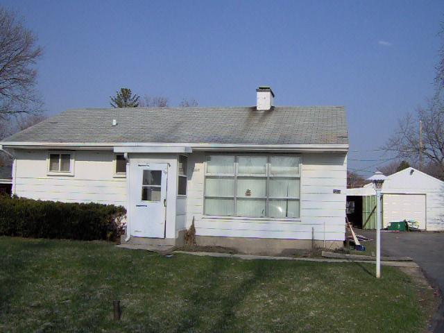 7204 S 37th Pl., Franklin, WI 53132