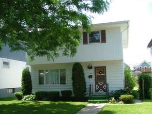 1704 Park Ave, Racine, WI 53403