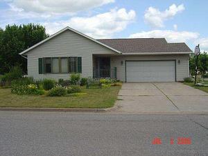 933 Amy Dr., Holmen, WI 54636