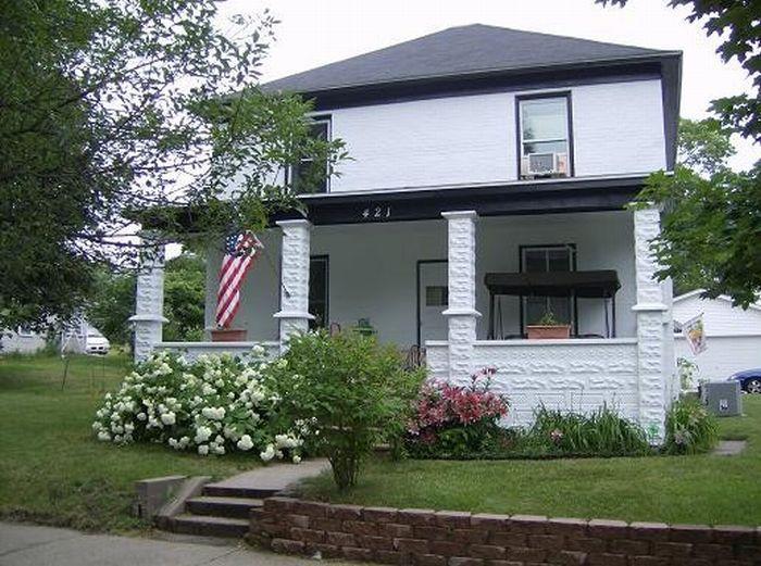 421 3rd St., Onalaska, WI 54650