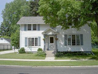 624 N.6th St., Manitowoc, WI 54220