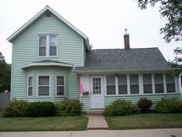 2037 Liberty, La Crosse, WI 54603