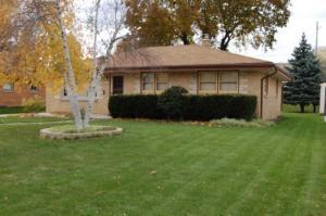 4461 S 66th St., Greenfield, WI 53220