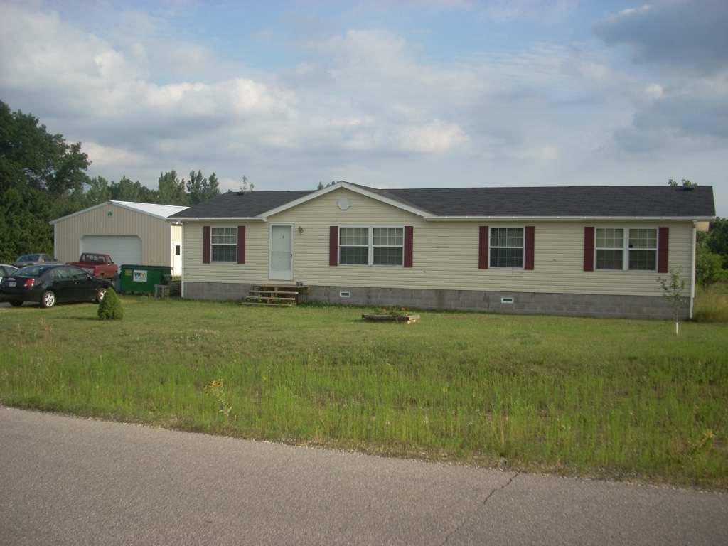 W19723 Ardes Ln., Caledonia, WI 54630