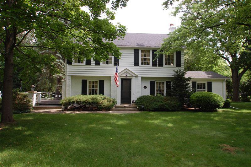 1020 Terrace Dr, Elm Grove, WI 53122