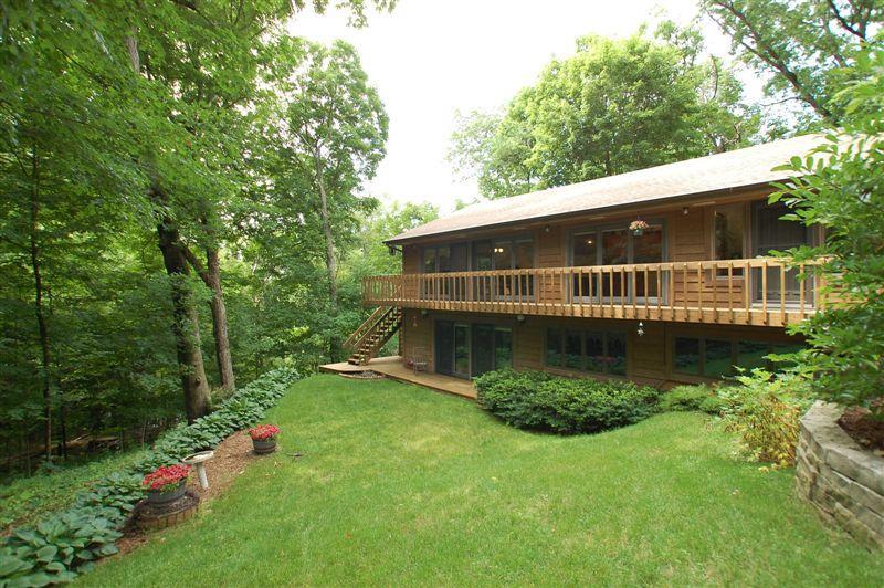 333 Kettle Ct., Slinger, WI 53086
