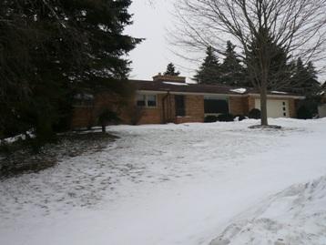 15245 Tucson Dr., Brookfield, WI 53005