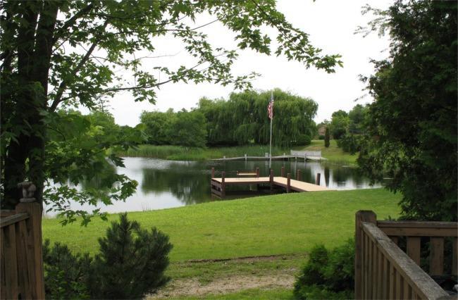 W1908 Briar Ridge, Bloomfield, WI 53147