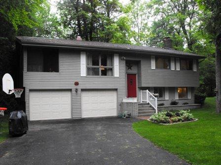 214 Park Rd., Two Rivers, WI 54241