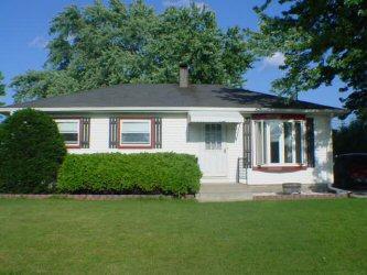 109 15th Ave., South Milwaukee, WI 53172