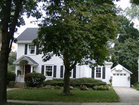 8016 W Stickney Ave., Wauwatosa, WI 53213