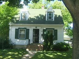 5832 N 41st St., Milwaukee, WI 53209