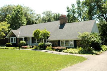 7811 N Berwyn Ave., Glendale, WI 53209