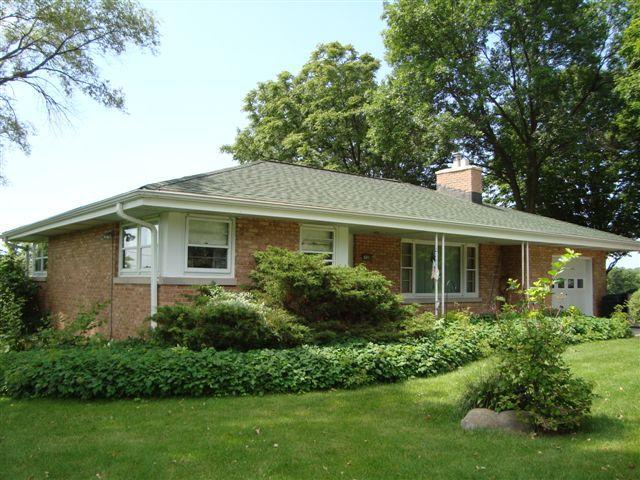 11330 W Holly Ln., Greenfield, WI 53228