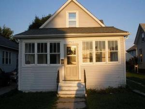 1921 Jay Eye See Ave., Racine, WI 53403