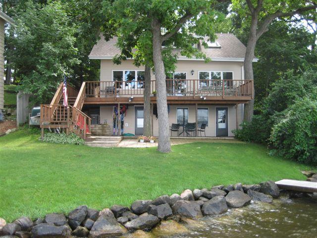 N53W34390 Road Q, Oconomowoc, WI 53069