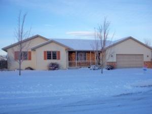 323 Cypress Circle Ln., Holmen, WI 54636