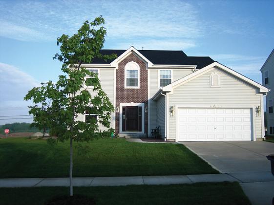 8423 S Palomino Dr., Oak Creek, WI 53154