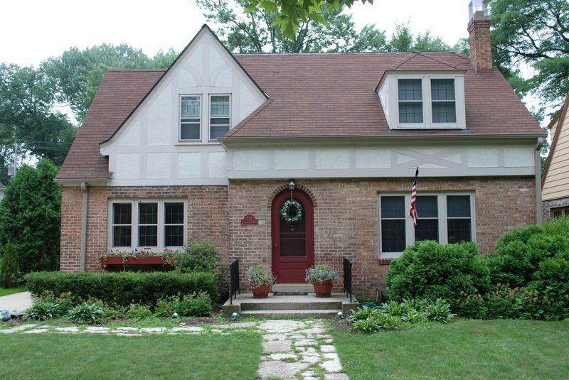 723 E Lexington Blvd., Whitefish Bay, WI 53217