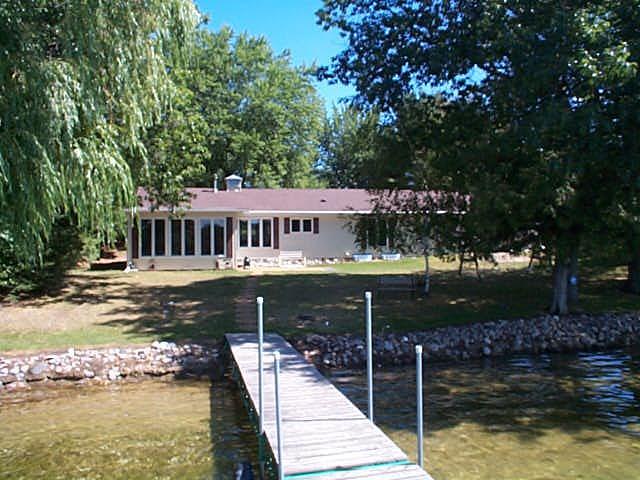 3120 E Lake Helen Dr., Rosholt, WI 54473