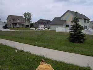 2105 Ash Ct., Oak Creek, WI 53154