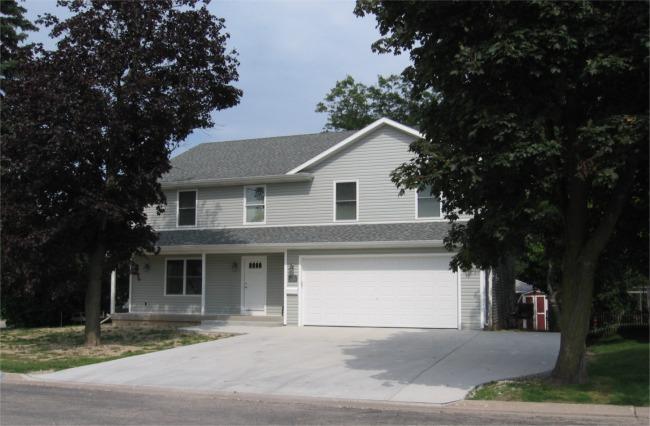 329 N Washington St., Elkhorn, WI 53121