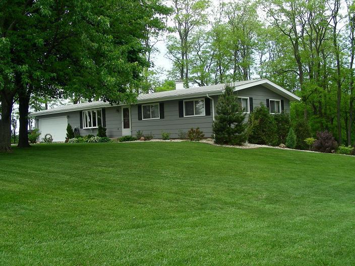 11635 Bristol Rd., Bristol, WI 53104