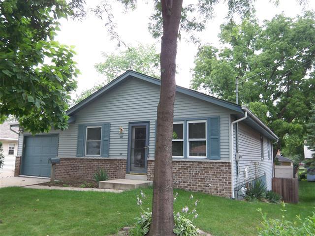 1115 Westowne Ave., Waukesha, WI 53188