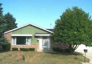 4272 N 99th St., Wauwatosa, WI 53222