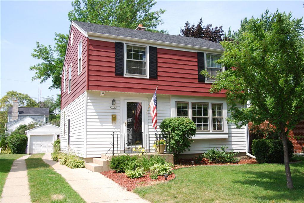 5163 N Shoreland, Whitefish Bay, WI 53217