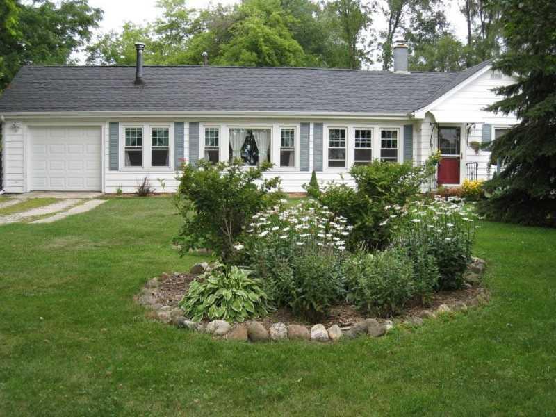 824 W Walworth St., Elkhorn, WI 53121