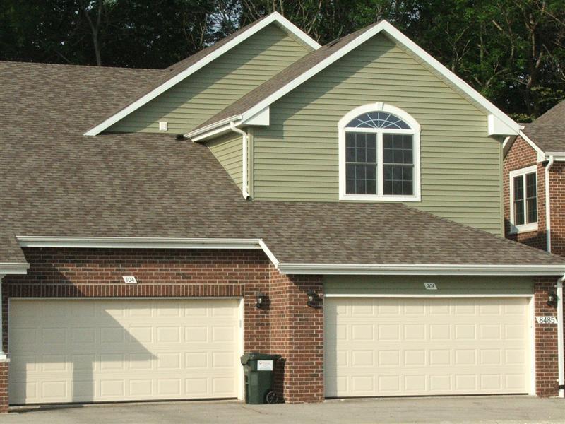 8485 S Ashbury Ln. #204, Oak Creek, WI 53154