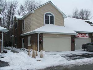 8469 S Ashbury Ln. #101, Oak Creek, WI 53154