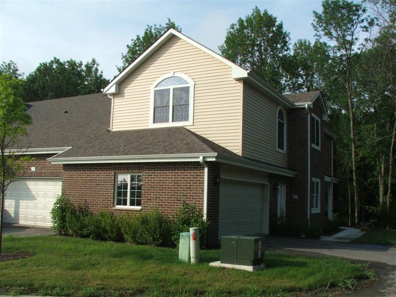 8469 S Ashbury Ln. #204, Oak Creek, WI 53154