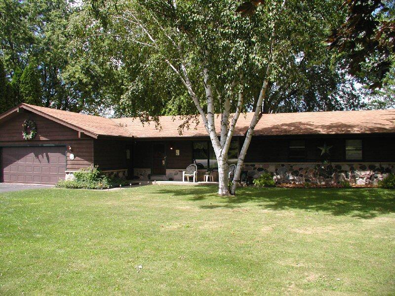 N59W26324 Mountain Shadow Dr., Lisbon, WI 53089