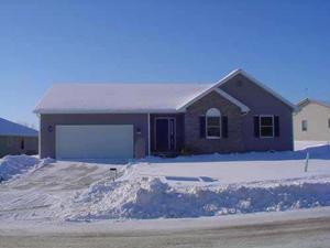 4311 Country Ln., Manitowoc, WI 54220