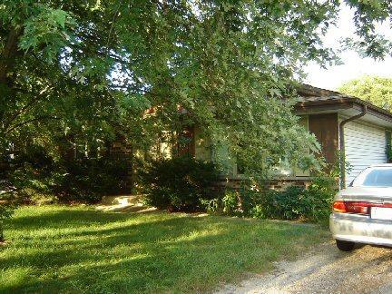 6250 S 39th St., Greenfield, WI 53221