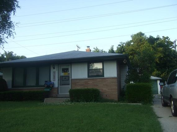 5480 N Dexter Ave., Glendale, WI 53209