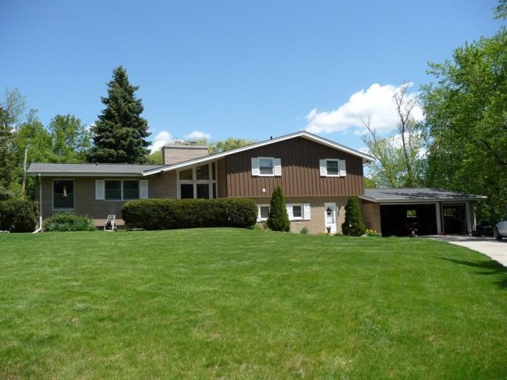 W155N5772 El Portal Ct., Menomonee Falls, WI 53051