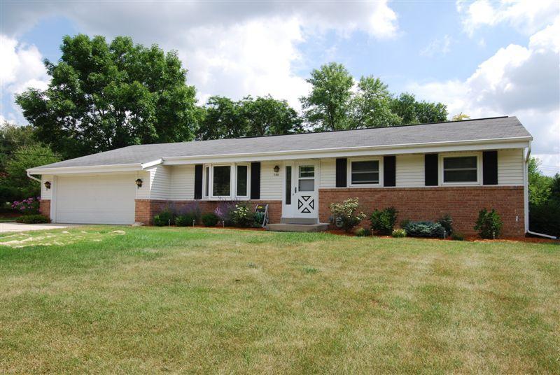 300 Rip Van Winkle Dr., Brookfield, WI 53186