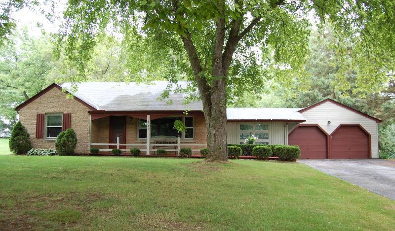 2660 El Rancho Dr., Brookfield, WI 53005